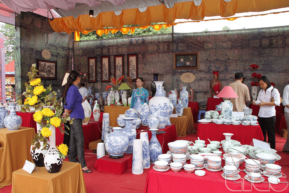 Làng gốm Bát Tràng là nơi lưu giữ tinh hoa nghệ thuật truyền thống của Việt Nam (Nguồn: Cục Du lịch Quốc gia Việt Nam)